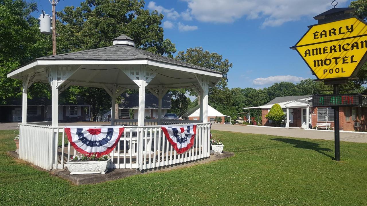 Early American Motel Aurora ภายนอก รูปภาพ